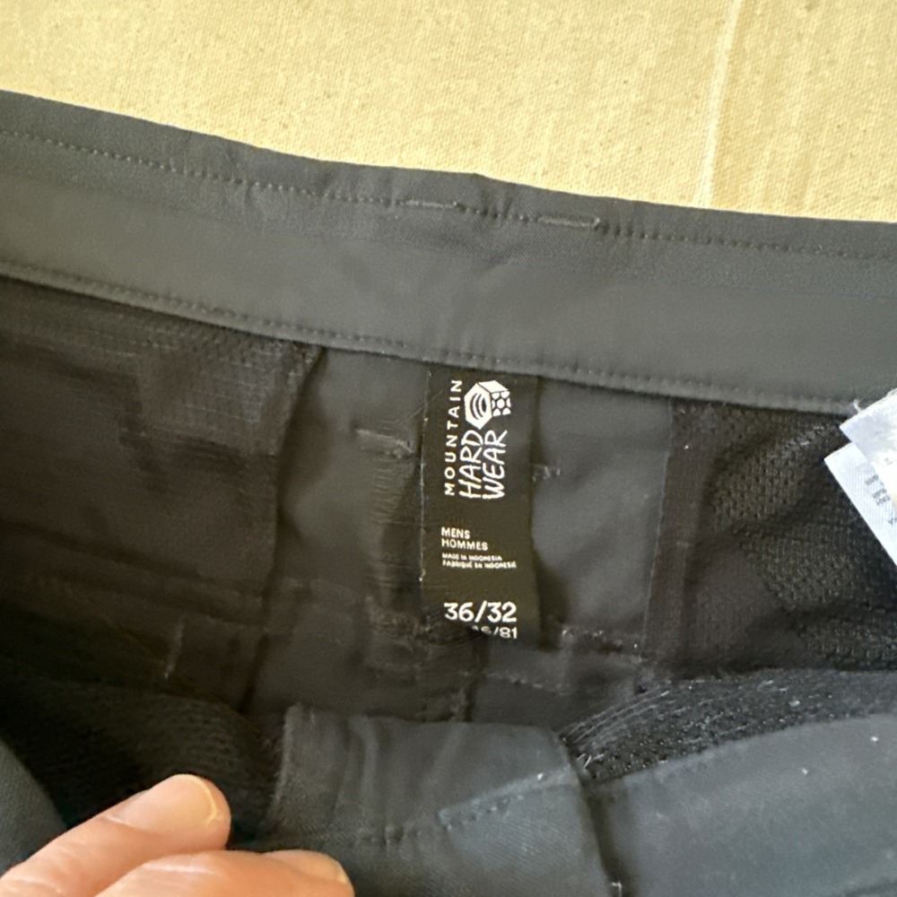 Mountain Hardware Men's 36x32 Lot Of 2 Gray AP Active Pants Outdoors Hiking - Picture 3 of 12